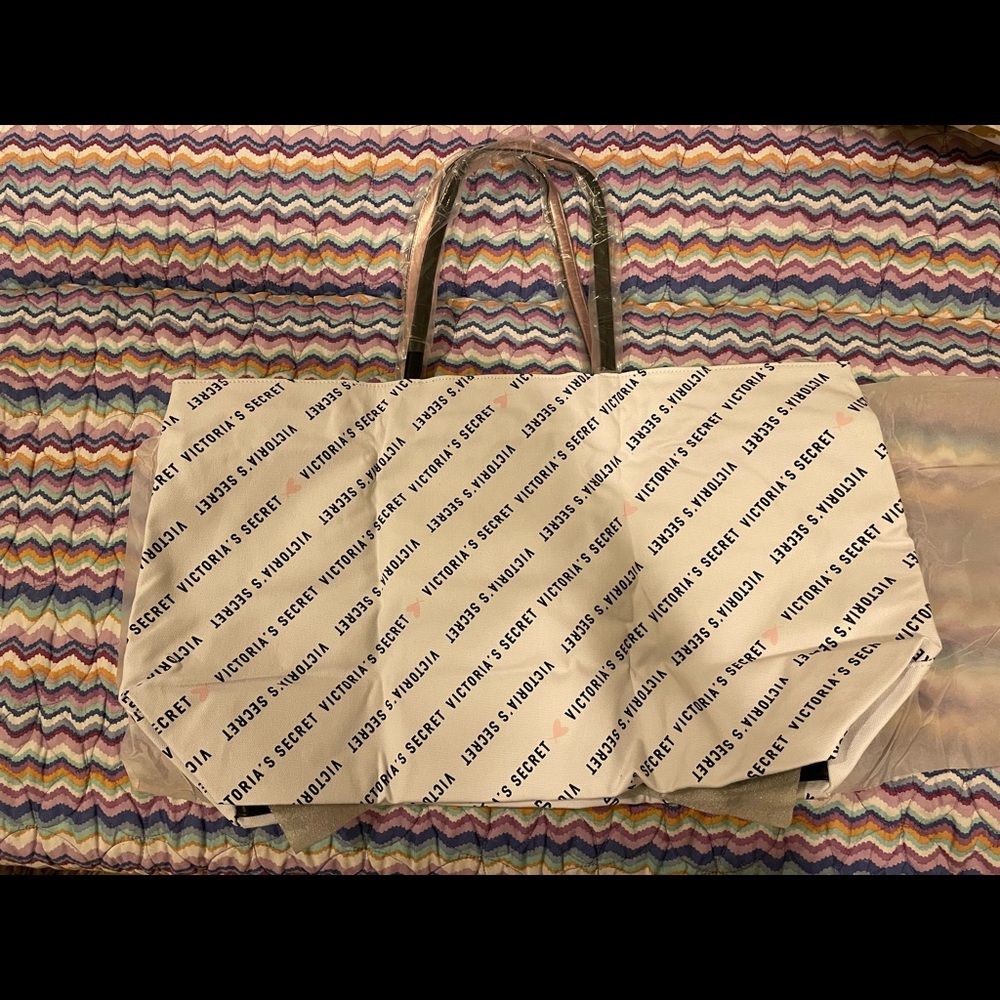 Victoria’s Secret tote